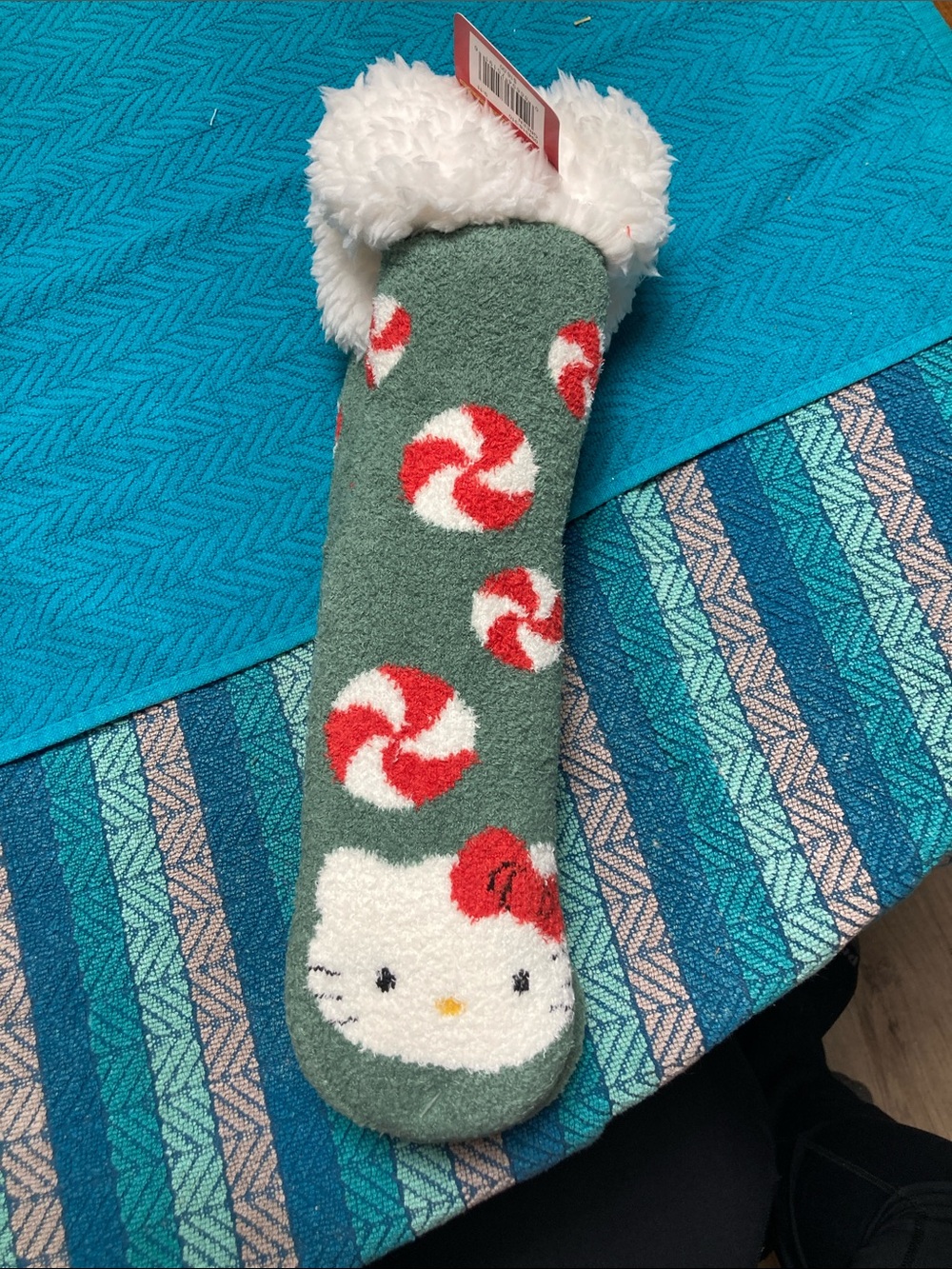Hello Kitty Green Peppermint Fuzzy Cuff Holiday Socks